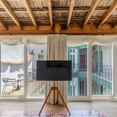 Palacio Vegafuente By Caleta Homes Málaga