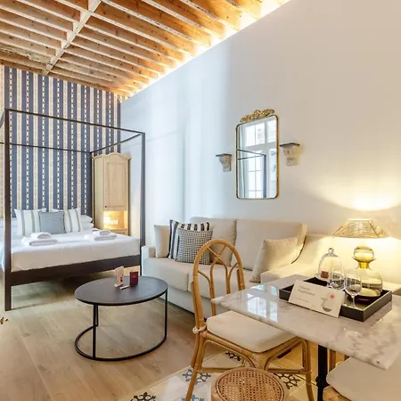 Palacio Vegafuente By Caleta Homes Lägenhet
