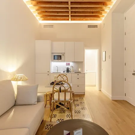 Lägenhet Palacio Vegafuente By Caleta Homes *