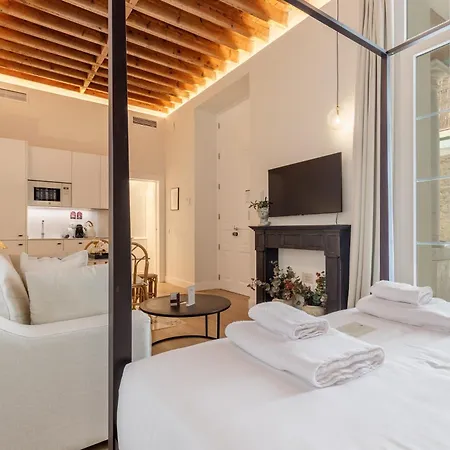 Palacio Vegafuente By Caleta Homes Lägenhet Málaga