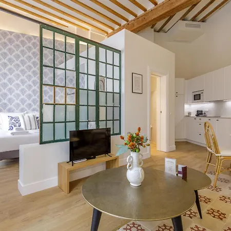 Palacio Vegafuente By Caleta Homes Lägenhet