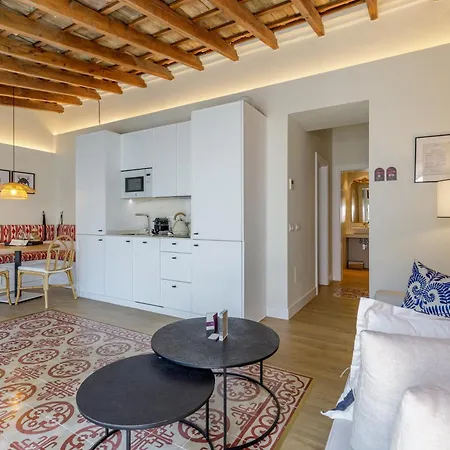 Palacio Vegafuente By Caleta Homes Apartament