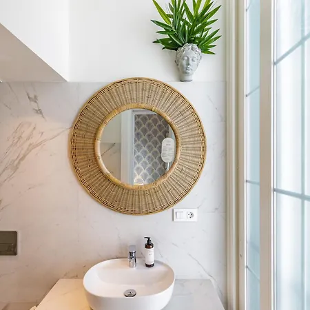 Palacio Vegafuente By Caleta Homes Lägenhet