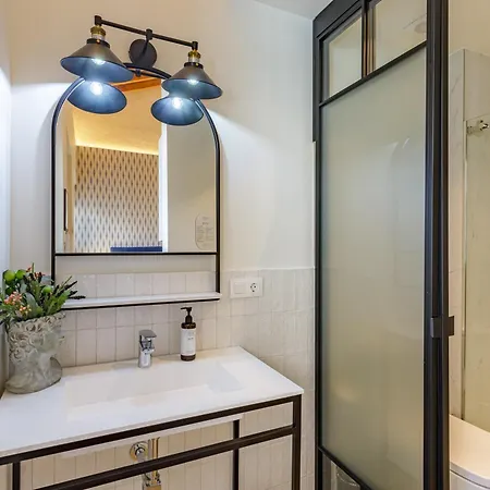 아파트 Palacio Vegafuente By Caleta Homes 말라가