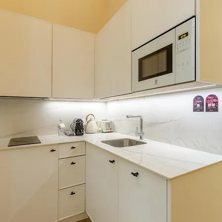 Palacio Vegafuente By Caleta Homes 말라가