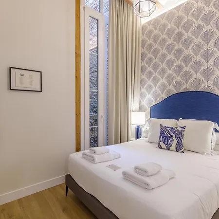 Palacio Vegafuente By Caleta Homes * 말라가